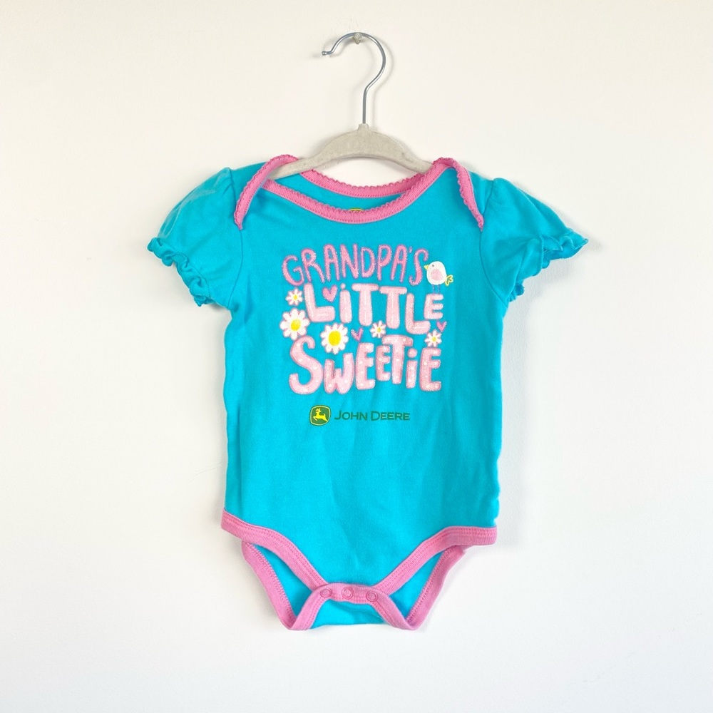 John Deere Baby Girl One Piece Short Sleeve Bodysuit Onesie 9-12 Months